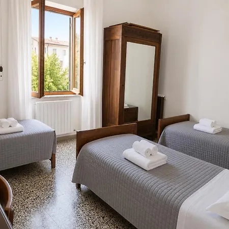 Malu Tripla In - Lungomare Guest house 3*